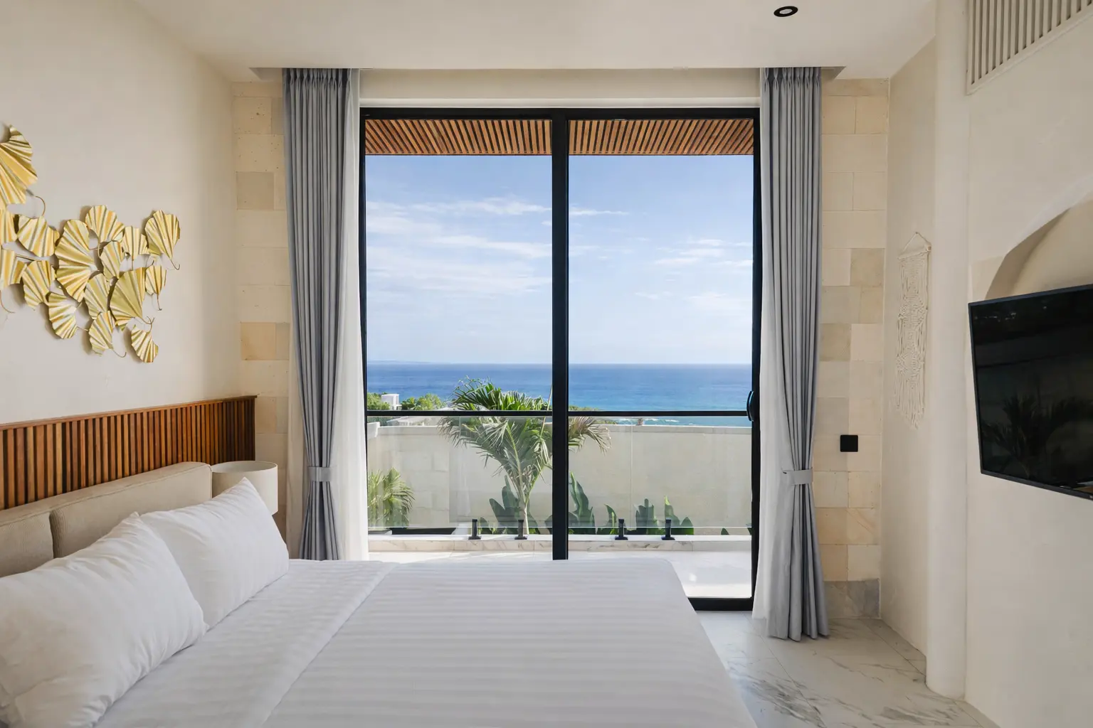 Premium Villa with Pool and Ocean View at White Residence