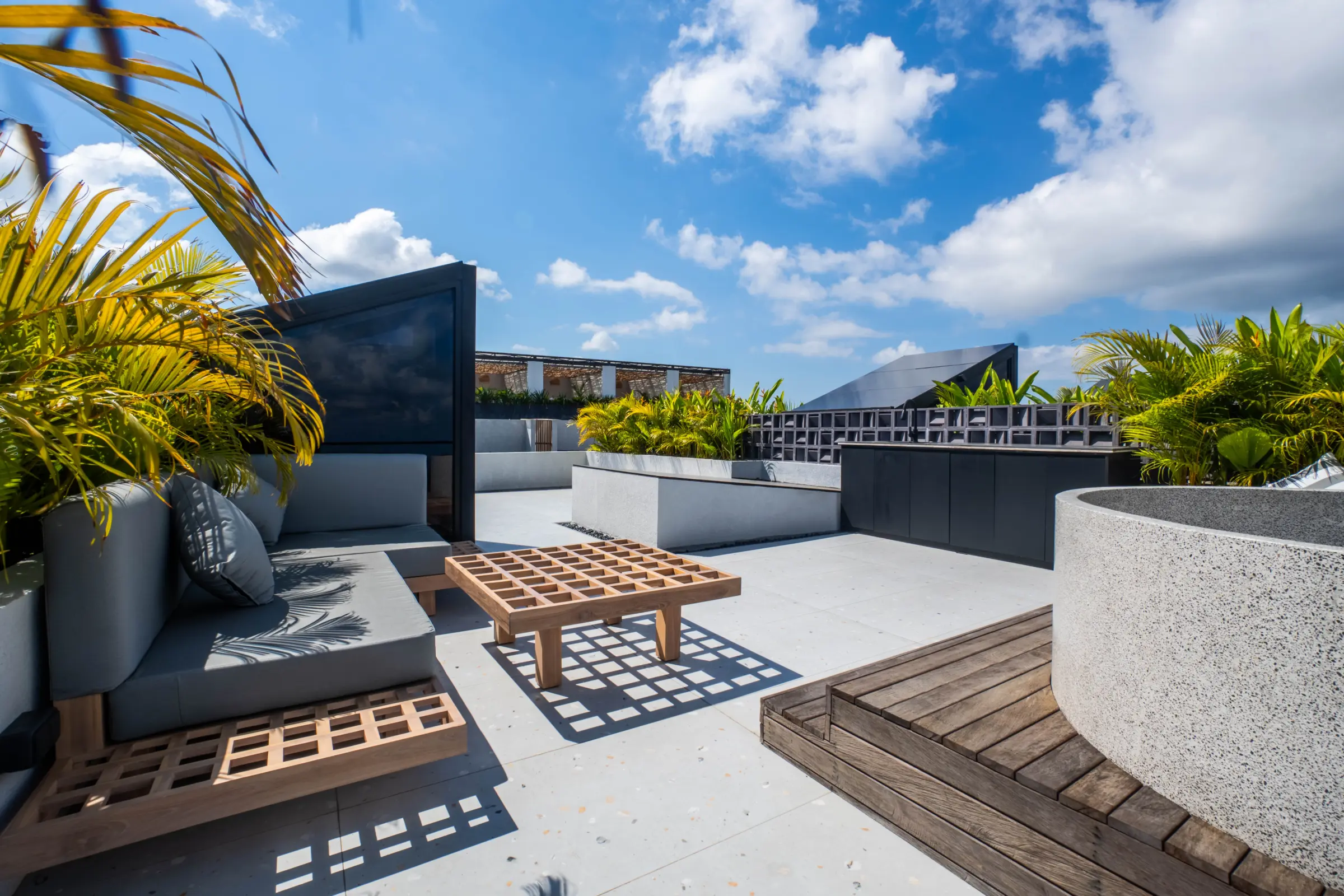Villa with Ocean View and Rooftop at Rahya Villas