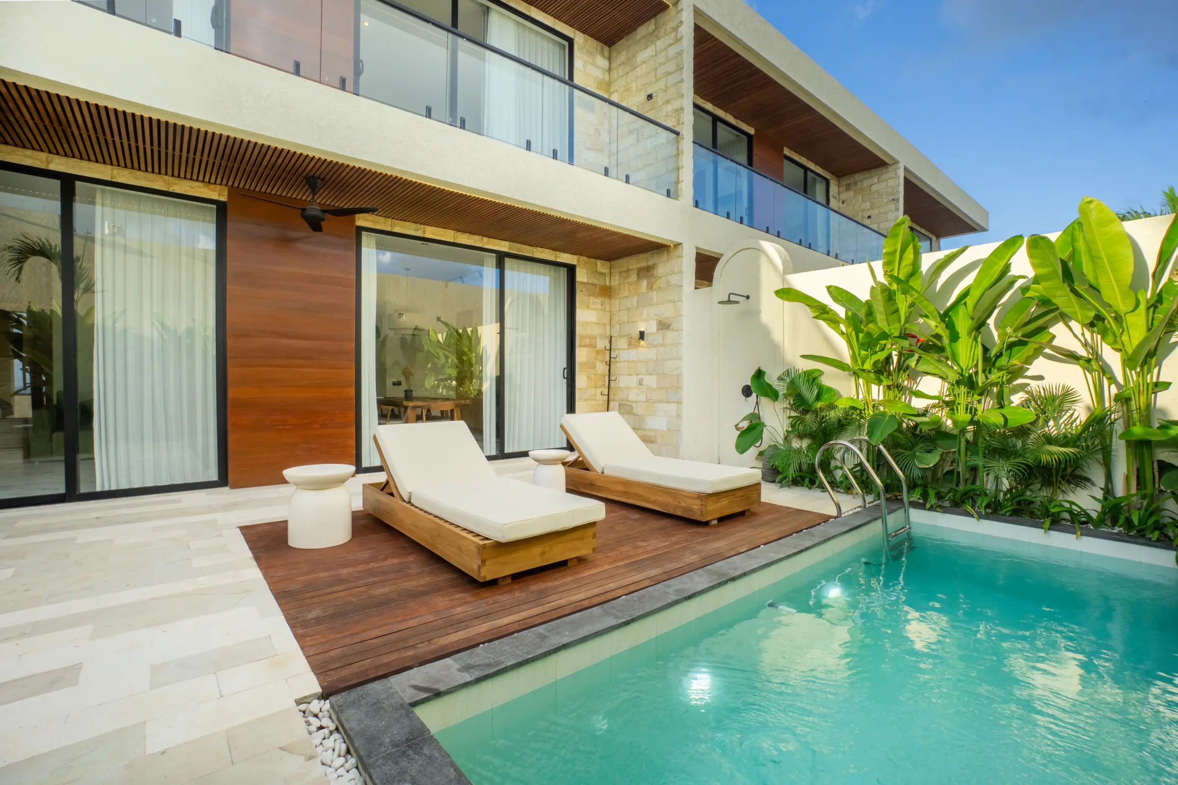 Villa with Pool and Ocean View at White Residence